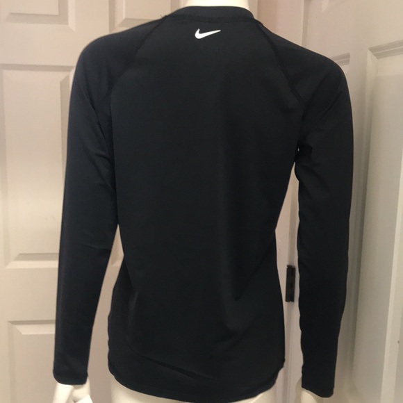 Nike Athletic/Athleisure/Swim L/S Tee, NWT! - Picture 4 of 8
